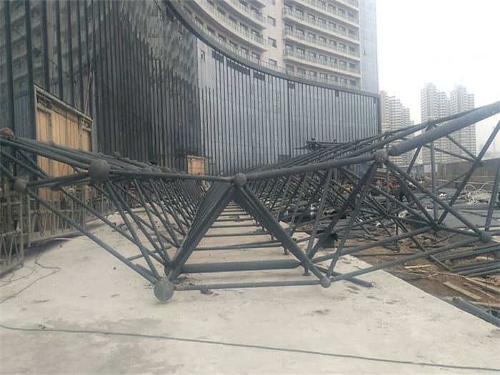 张掖风雨操场网架